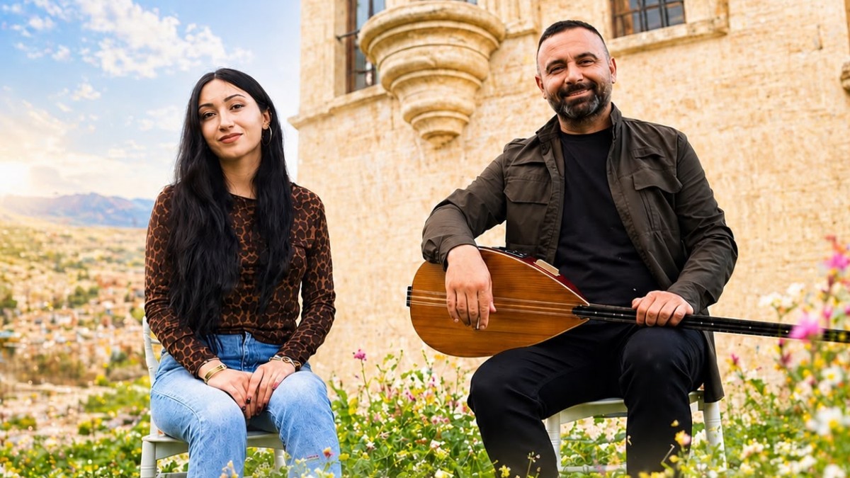Newroz kutlamasında Kürtçe şarkı söylemek suç sayıldı: Sanatçı ve kızı ifadeye çağrıldı