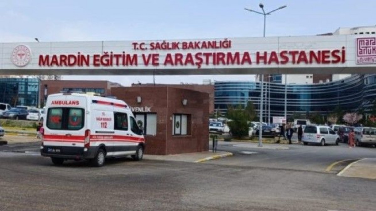 Mardin’de inşaat duvarı çöktü: 3 işçi ağır yaralandı