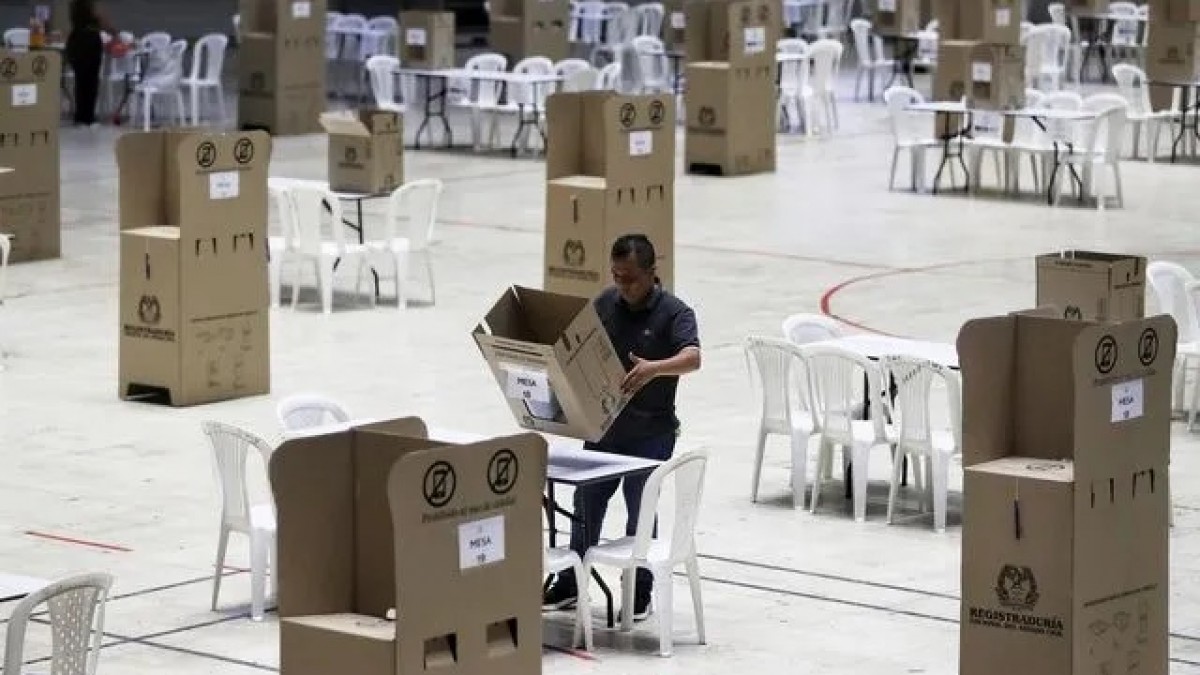 Kolombiya’da seçimler ikinci tura kaldı: Sol ve aşırı sağ yarışacak