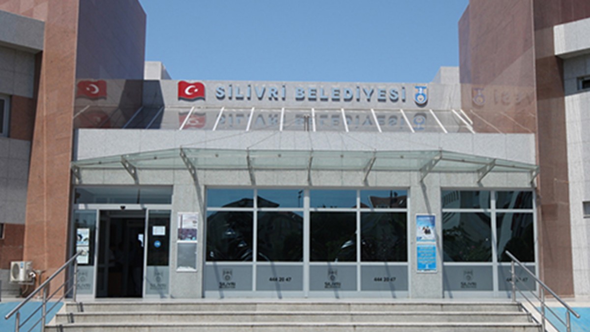 Silivri Belediye Başkanı ve 17 Kişi Yolsuzluk Soruşturmasında Gözaltına Alındı