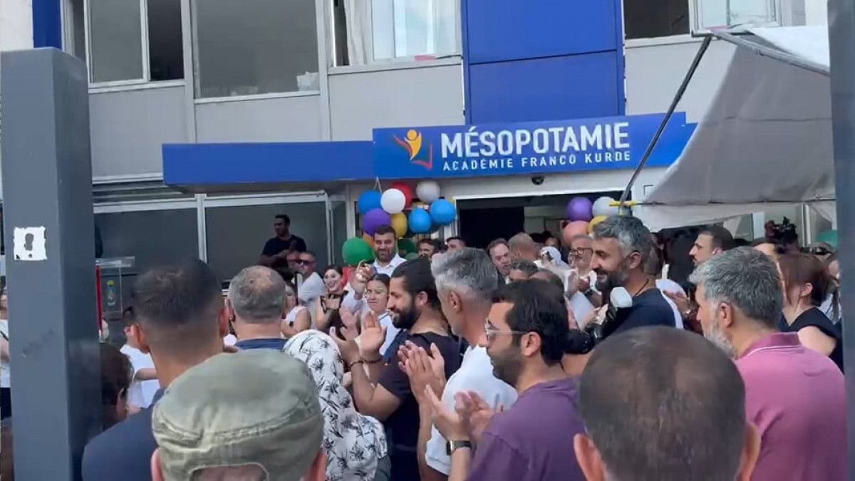 Paris’te Kürt dili ve kültürü için yeni merkez: Mezopotamya Akademisi açıldı