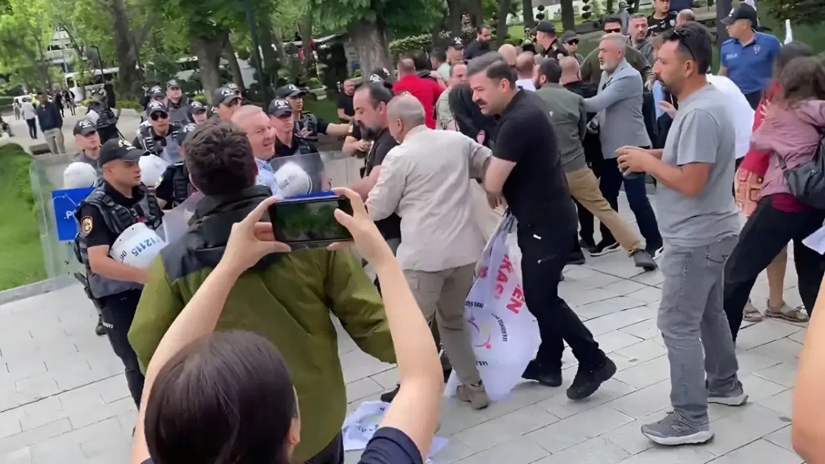 Ankara’da öğretmenlere polis müdahalesi: Sendika başkanı dahil çok sayıda gözaltı