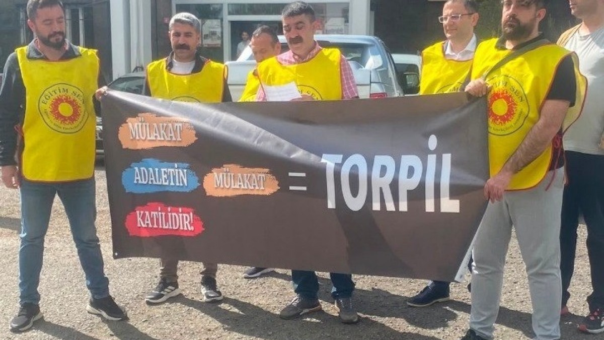 Kars’ta ‘Mülakat’ Protestosu: Eğitim Kurumları Siyasi Kadrolaşma Aparatı Değildir