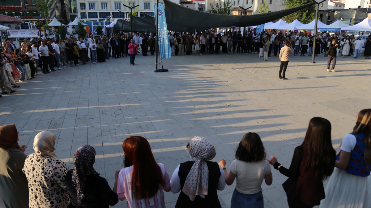 Van’da Hilberî Kadın Emeği Festivali: Kadınlar dayanışma ve üretim için meydanlarda