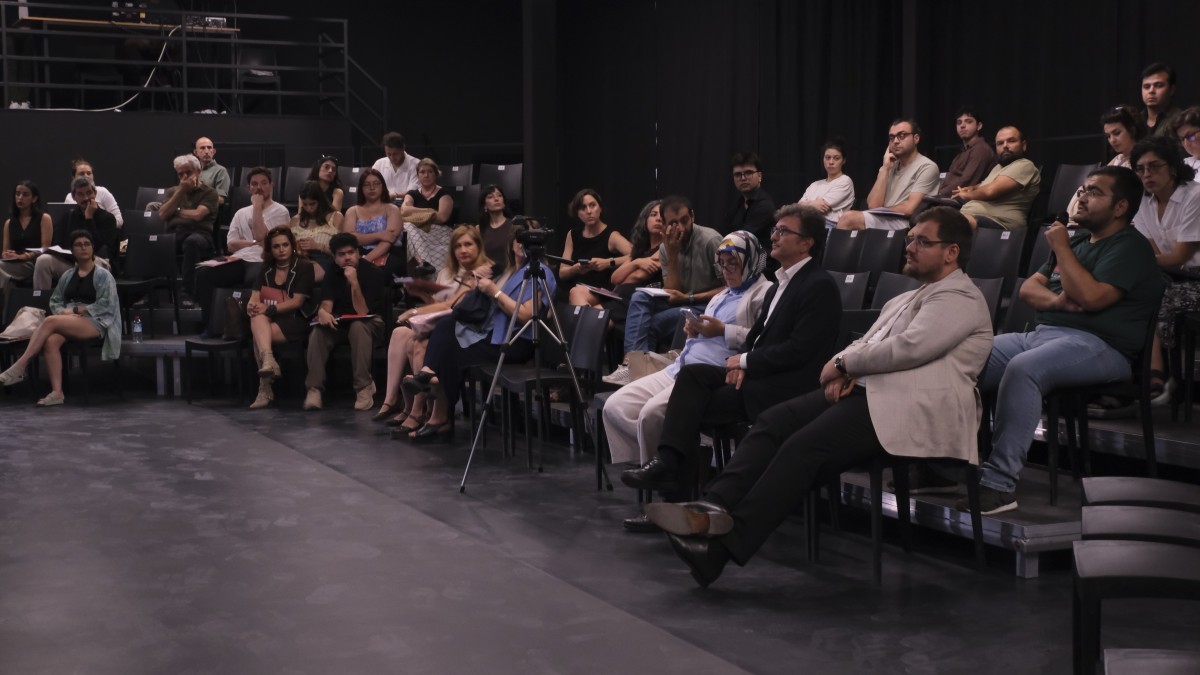 Gençlerin Gözünden Müzakere Süreci: Barış Talebi Yüksek Siyasete Güven Düşük