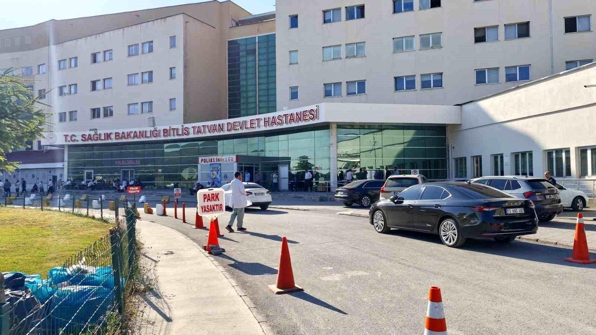 Bitlis’te İl Sağlık Müdürü’nün çarptığı çocuk ağır yaralandı: Plaka gizlendi iddiası