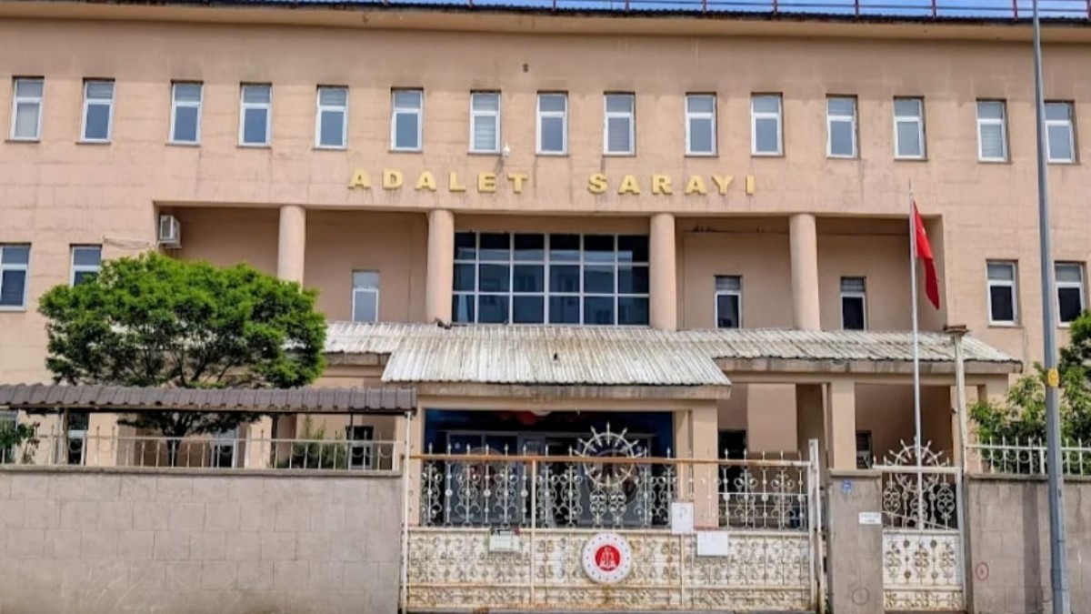 Yüksekova’da Gözaltına Alınan 8 Gençten 2’si Tutuklandı