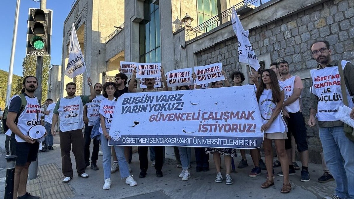 Vakıf üniversitelerindeki akademisyen kıyımına tepki: Politik baskının sonucu