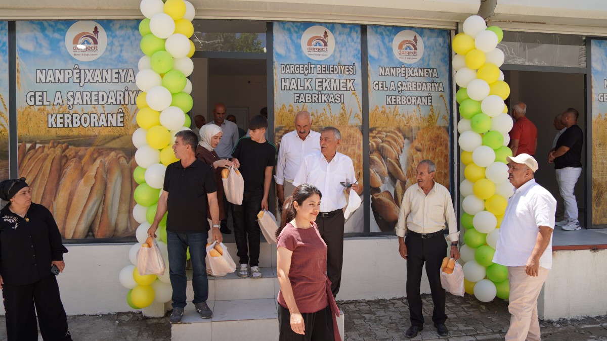 Dargeçit’te Halk Ekmek Fabrikası açıldı: Ekmek 10 TL’den satılacak
