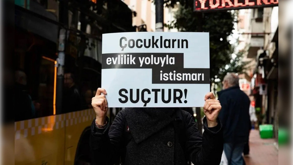 Afganistan’da Çocuk Evliliği Dramı: Geleceğim Rızam Olmadan Belirlendi