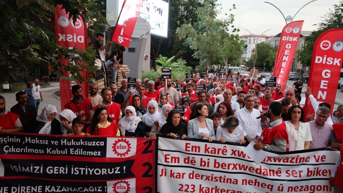 Van’da Kayyım Tarafından İşten Çıkarılan İşçilerin Direnişi Birinci Yılında