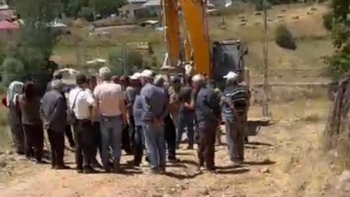 Bingöl’de JES direnişi: Köylüler iş makinelerini ve jandarmayı durdurdu