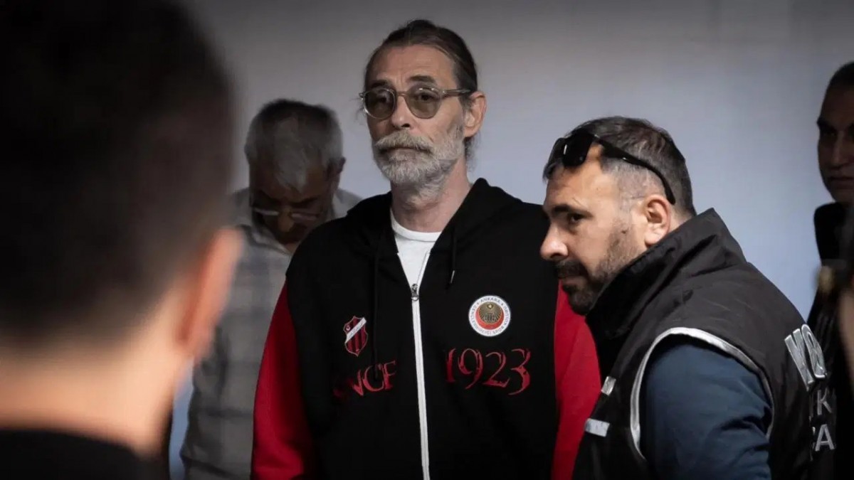 Etimesgut Belediye Başkanı Erdal Beşikçioğlu ve 39 Kişi Tutuklandı