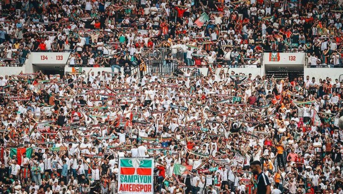 Amedspor Taraftar Grupları Tek Çatı Altında Birleşti: ‘Tribünde Tek Ses Olacağız’