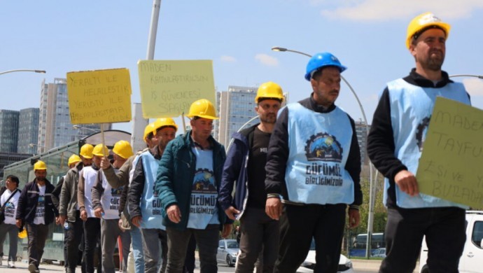 Enerji Bakanlığı önündeki madenci nöbetine müdahale: Gökay Çakır ve Başaran Aksu gözaltına alındı