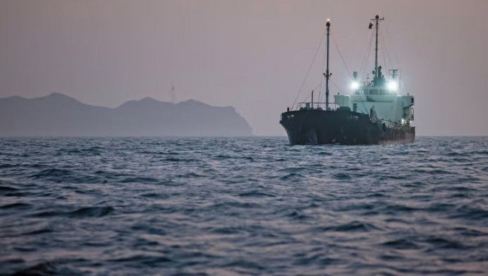 Hürmüz Boğazı’nda uzlaşı: Irak petrol tankerlerinin geçişine izin verildi