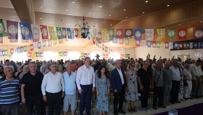 Tuncer Bakırhan: Barıştan kimse korkmasın, bu ülkeye demokrasi gelecek