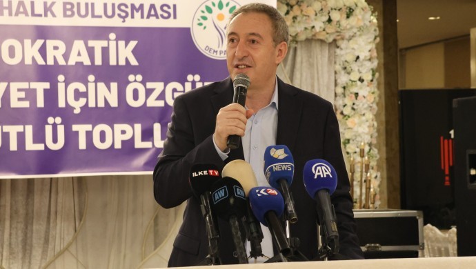 Bakırhan’dan İstanbul’da barış çağrısı: En çok anneler süreci sahiplenmeli