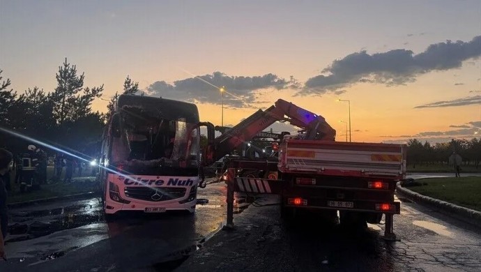 Kayseri’de yolcu otobüsü ile tanker çarpıştı: 35 kişi yaralandı