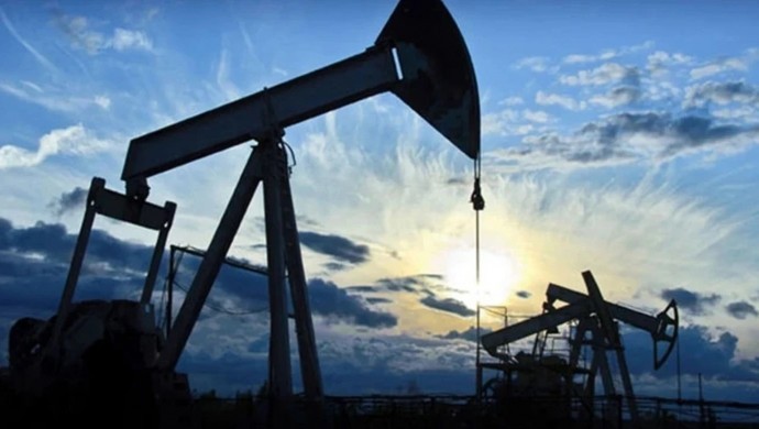 Ortadoğu Gerilimi Petrol Fiyatlarını Fırlattı: Brent 90 Doları Aştı