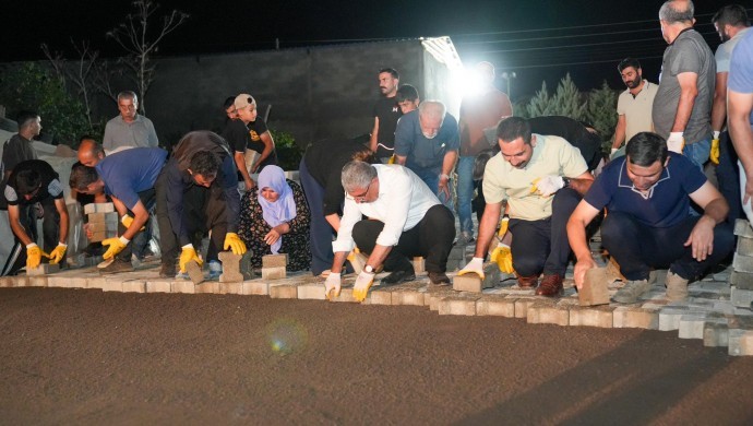 Bağlar’da Komünal Yol Yapımına Vatandaş Katkısı: Halk ve Belediye El Ele