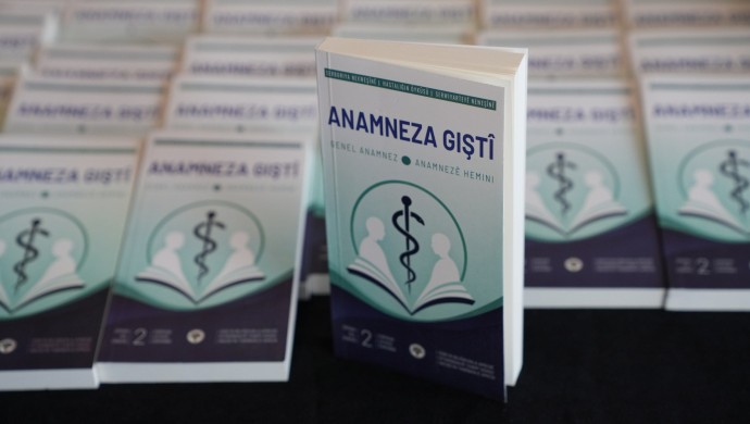 Kürtçenin Sağlık ve Kamu Alanında Kullanımı Vurgulandı: Diyarbakır Tabip Odası’ndan ‘Anamneza Giştî’ Kitabı