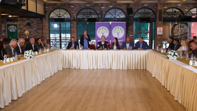 DEM Parti’den Alevi Kimliğine Vurgu: ‘Alevi Eşit Olursa Kürt Özgür Olur’