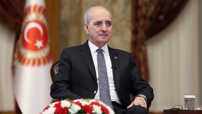 Meclis Başkanı Kurtulmuş’tan Barış Süreci İçin Net Mesaj: ‘Fesih ve Silahsızlanma Şart’
