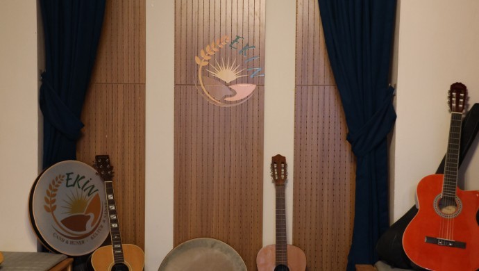 İstanbul’daki Ekin Kültür ve Sanat Komünü’nden dil ve kültür yaşatma çağrısı