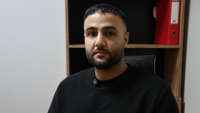 Kürtçe Şarkı Söyleyen Müzisyene Irkçı Saldırı: Suç Duyurusunda Bulunuldu