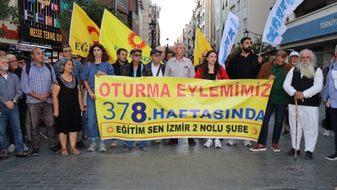 Eğitim Sen’den KHK’lı Emekçiler İçin 378. Hafta Eylemi: ‘Hak İhlalleri Giderilmeli’