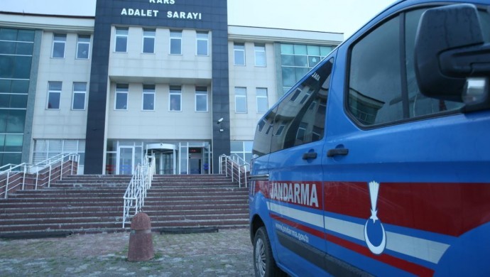 Kars’ta Yeni Doğan Bebeğin Şüpheli Ölümü: Anne ve Anneanne Tutuklandı