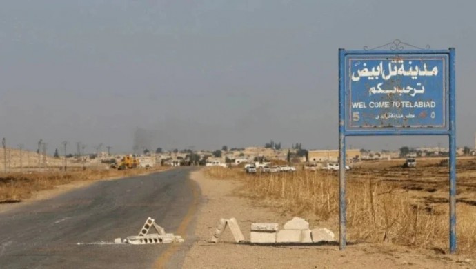 Girê Spî’de Toprakları İşgal Edilen Aileye Silahlı Zulüm: İşkence ve Tehditle Göçertildiler
