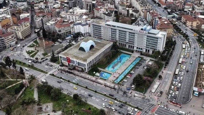 İBB Yolsuzluk Davasında İki Tahliye Kararı