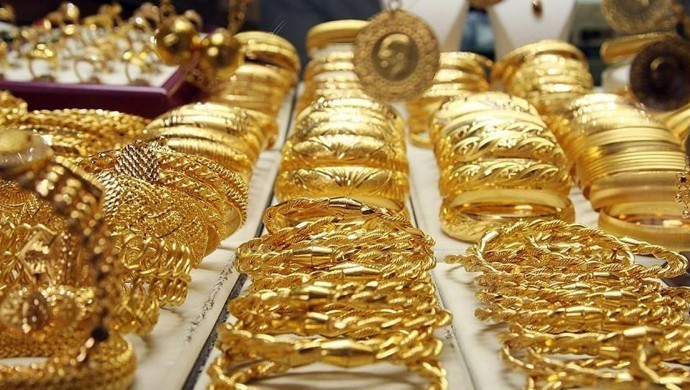 Altın Piyasasında Dalgalanma Sürüyor: Gram Altın 6 bin 898 TL