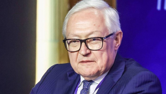 Ukrayna’da Yeni Diplomatik Hamle: Rusya’dan ABD’ye ‘Gerçekleri Görün’ Çağrısı, Trump’tan Barış Teklifi İddiası