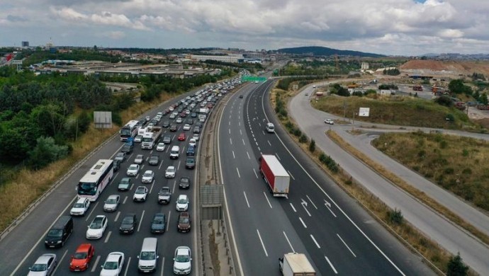 Türkiye ve Kürdistan’da Korkunç Kaza Bilançosu: 5 Ölü, En Az 33 Yaralı