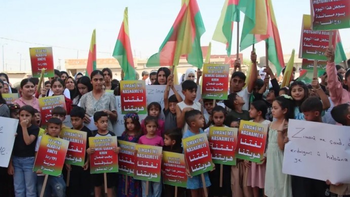 Rojava’da Kürtçe Eğitime Kısıtlama Protestoları Yayılıyor
