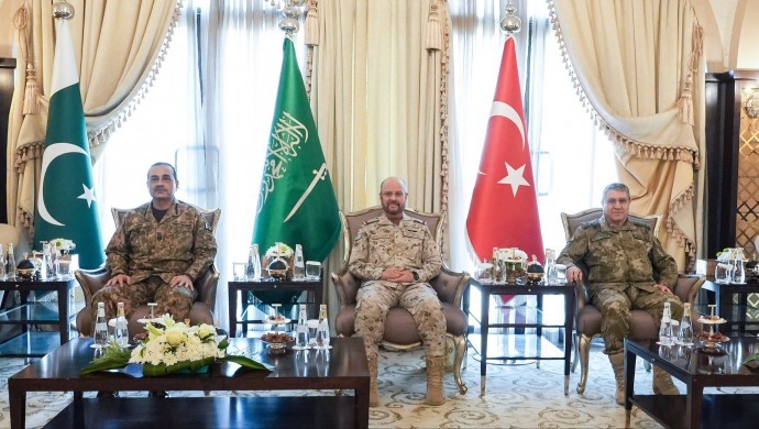 Riyad Zirvesi: Suudi Arabistan ve Pakistan’dan Detaylı Açıklamalar, Türkiye’den Kısıtlı Bilgi