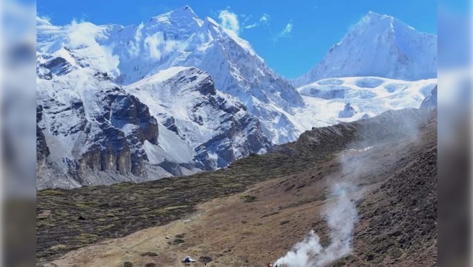 Himlung Himal’de Çığ: 14 Kişi Kayboldu