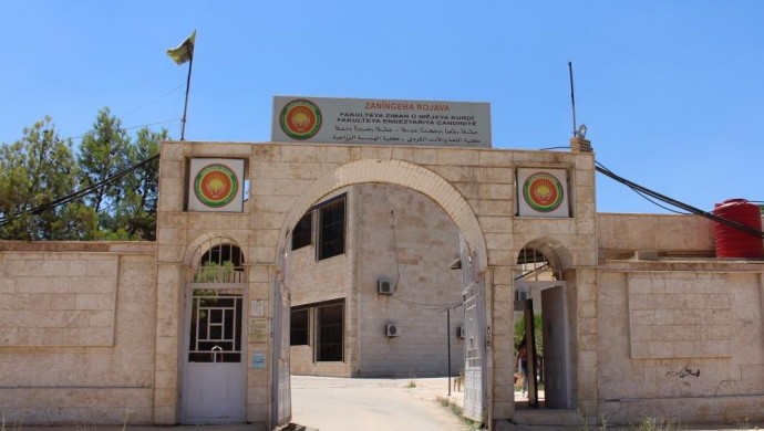 Rojava Üniversitesi’nden Şam’a Özerklik Vurgusu: Anadilde Eğitim Temel İlkemiz