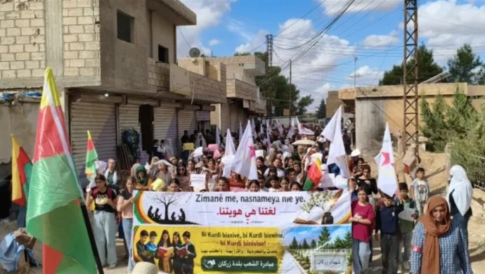 Rojava’da Kürtçe Eğitime Destek Eylemi: Anadil Hakları Vurgulandı