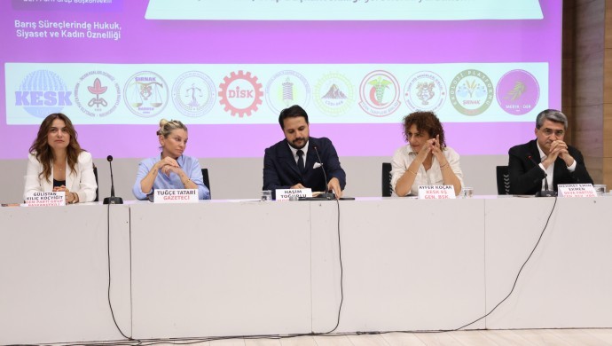 Cizre’de Barışın İnşası Paneli: Medya Dili, Savaşın Etkileri ve Demokratikleşme Masaya Yatırıldı