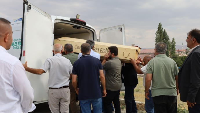 Yedi Yıl Sonra Toprağa Verilecek: Mehmet Mazlum Ateş’in Cenazesi Ailesine Teslim Edildi