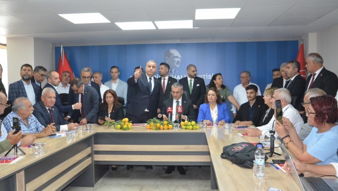 CHP’den Belediyelere Yönelik Soruşturmalara Tepki ve TBB İçin Ortak Aday Çağrısı