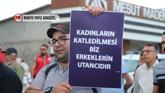 DEM Parti’li Erkeklerden Kadın Katliamlarına Karşı Kritik Çağrı: ‘Failler Mahkum Edilmeli, Erkekler Özeleştiri Vermeli’