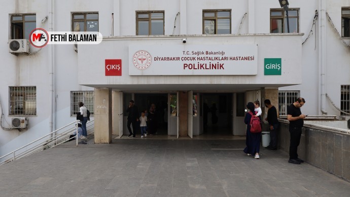 Diyarbakır Selahaddin Eyyubi Çocuk Hastanesi’nde Sağlık Krizine Çağrı: Çürük Bina, Yoğun Çalışma ve Enfeksiyon Riski