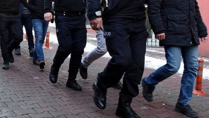 Bursa’da ‘Örgüte Finans Sağlama’ İddiasıyla İki Gözaltı