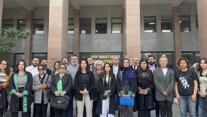 AKP’li Vekilin Babası Hakkındaki Cinsel Saldırı Davası Ertelendi: İşyerinde Taciz Vurgusu