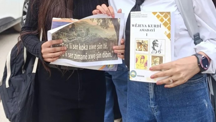 Afrin ve Halep’te Öğrencilerden Kürtçe Eğitim Hakkı İçin Eylem